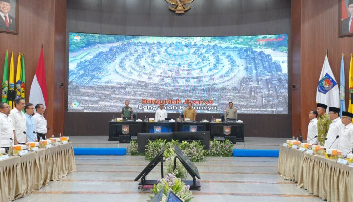 *Tito: Proses Belajar Mengajar di Tiga Provinsi Pascabencana Kembali Berjalan 100 Persen*