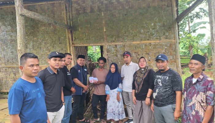 *Bukti Respon Cepat Gubernur Banten Serahkan Bantuan Rumah Tidak Layak Huni (RTLH) kepada Orang Tua MR Saputra*
