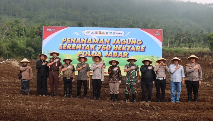Polres Garut Gelar Penanaman Jagung Serentak Dukung Swasembada Pangan Nasional 2026