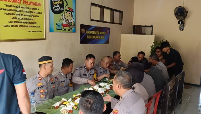 Sederhana Namun Penuh Makna, Kapolsek Majalengka Kota Lepas Purna Tugas Waka Polsek IPDA Deni Sudrajat