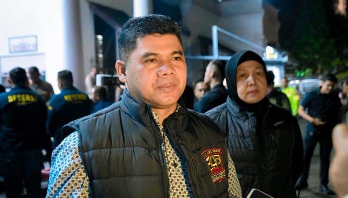 *Kapolda Jabar Pimpin Patroli Skala Besar,  Ratusan Personel Gabungan Dikerahkan Cegah Kejahatan di Malam Hari*