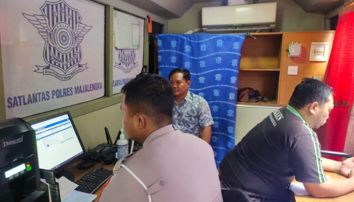 Polri Untuk Masyarakat, Pelayanan Sim Kini Hadir Di Mal Pelayanan Publik Kabupaten majalengka