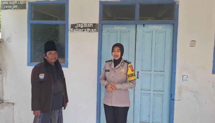 Pererat Silaturahmi, Bhabinkamtibmas Desa Jayi Sampaikan Pesan Kamtibmas kepada Warga