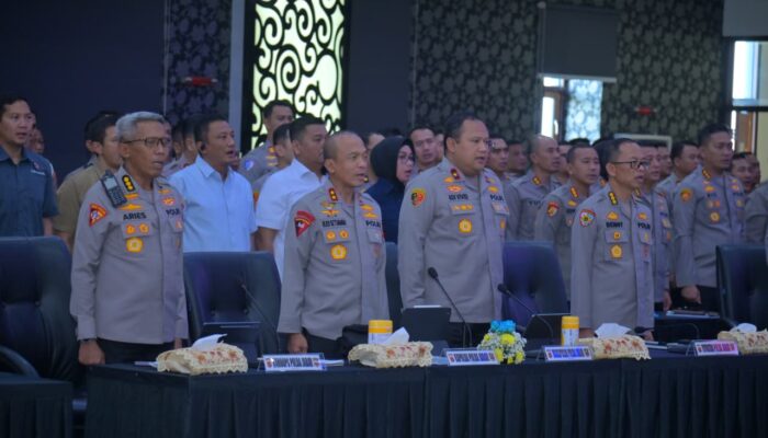 *Polda Jabar Matangkan Kesiapan Ops Ketupat Lodaya 2026, Kapolda: Operasi Pelayanan Negara untuk Masyarakat*