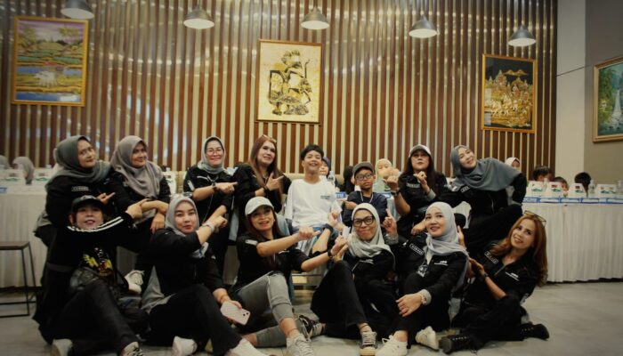 Wawargian Community Bandung Berbagi Kebaikan dengan Yatim dan Difabel