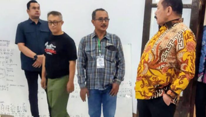 Perkuat Pelestarian Budaya, Jaksa Agung Kunjungi Museum Talaga Manggung