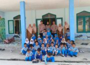 Edukasi Usia Dini, Kanit Binmas Polsek Leuwimunding Kenalkan Tugas Polisi dan Rambu Lalu Lintas ke Murid TK Al-Ishlah