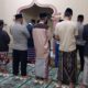 Salat Subuh Bersama Warga, Polsek Malausma Sisipkan Pesan Kamtibmas